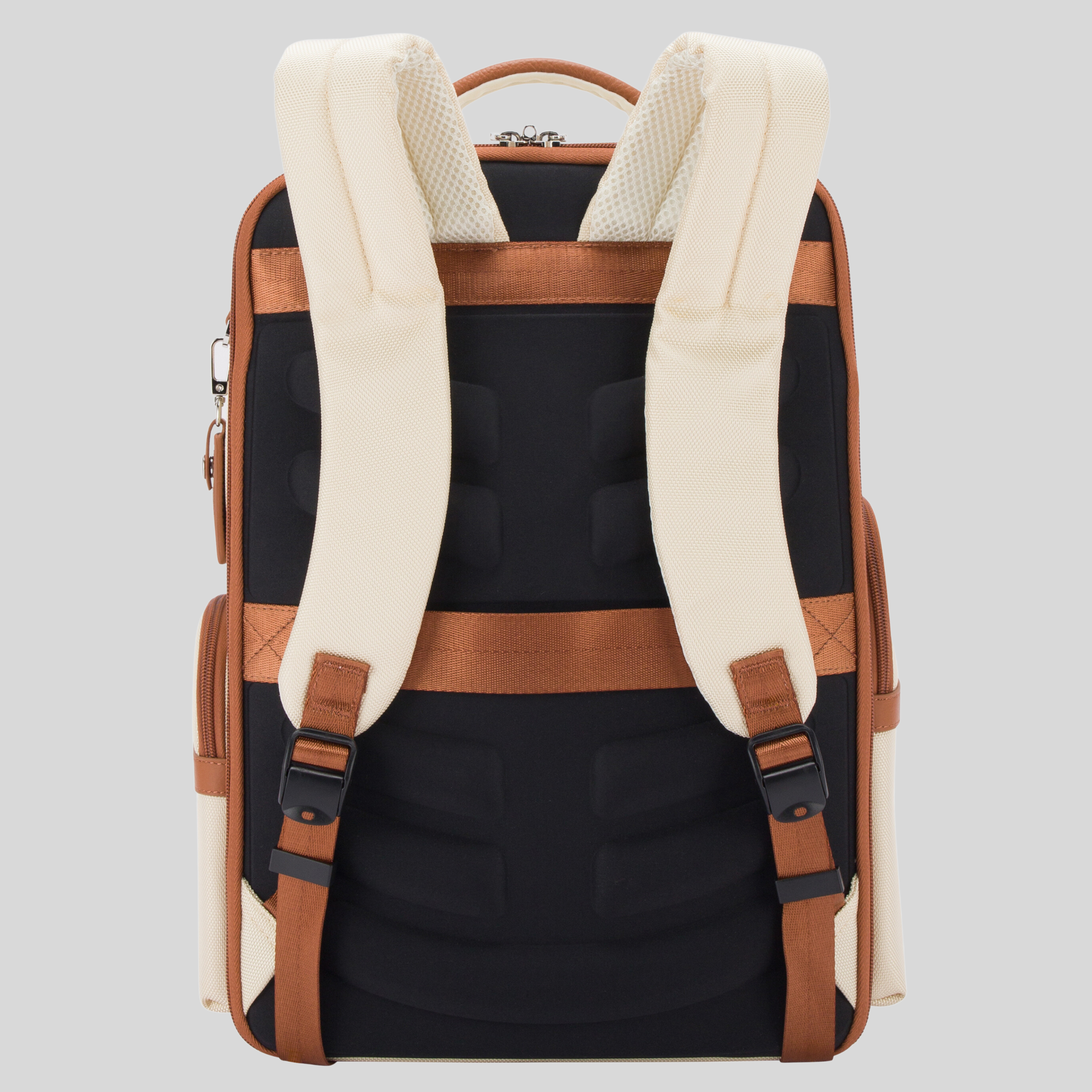 DELUXE BACKPACK