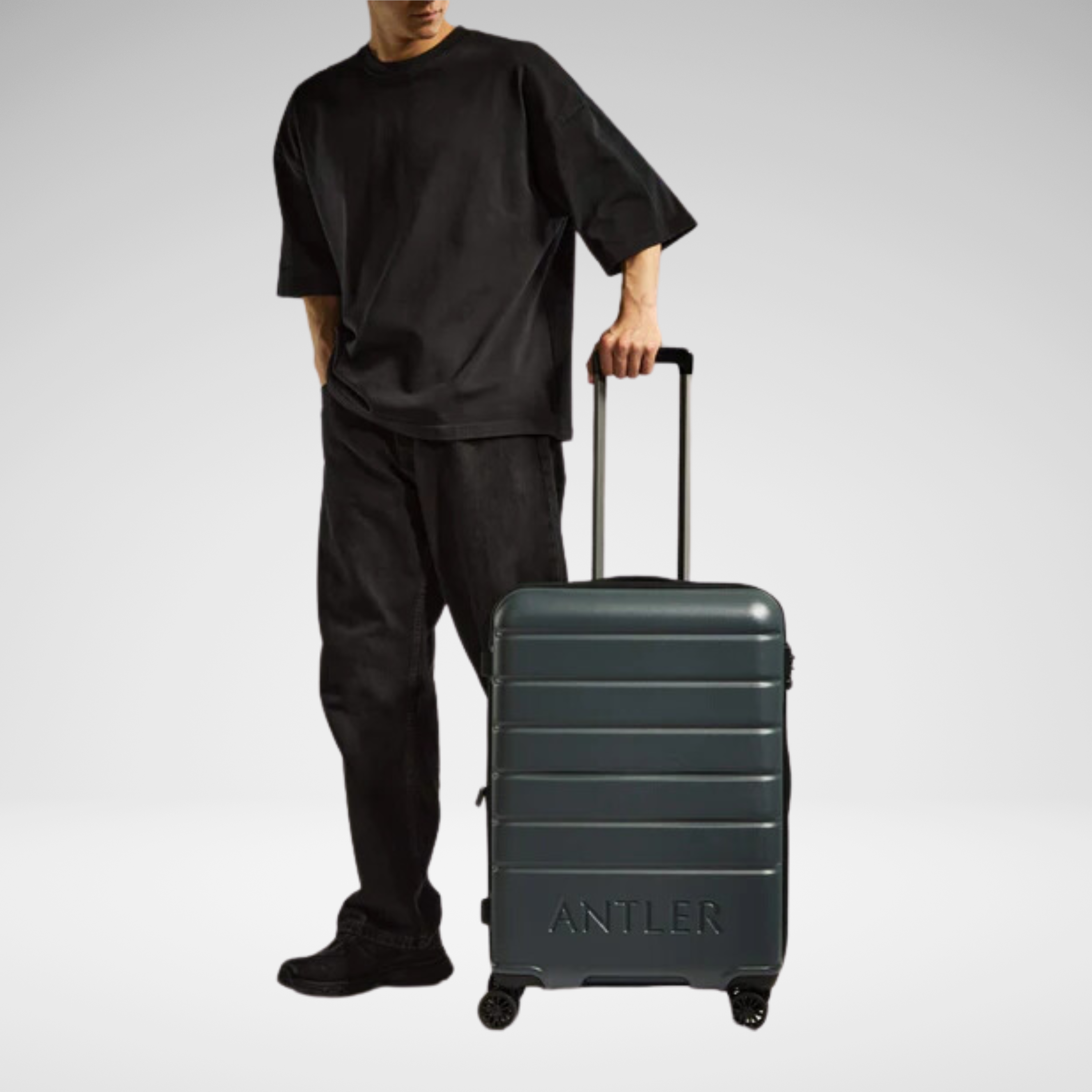 Logo Suitcase 28 Inch