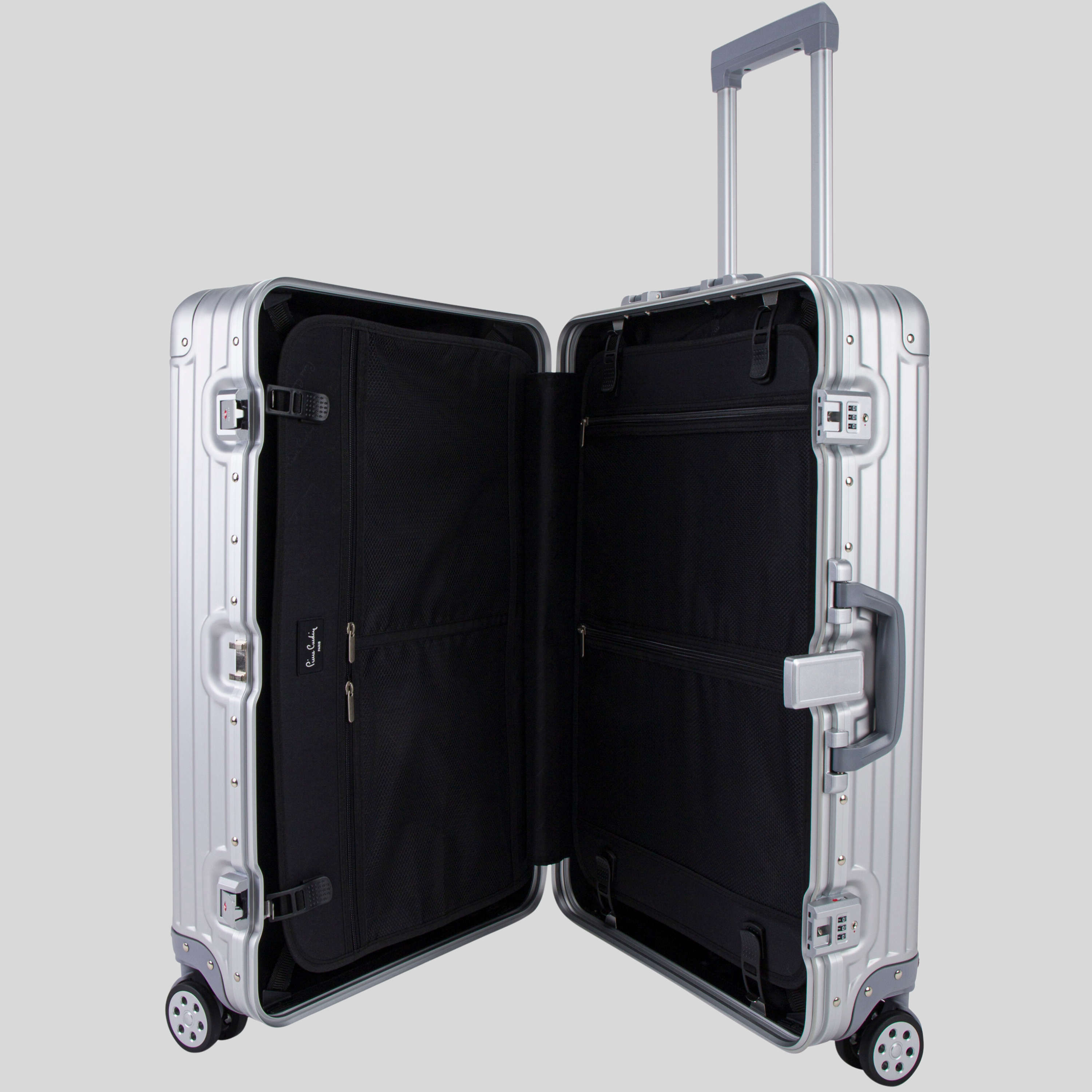 Deneb Premium Business Cabin 20 Inch