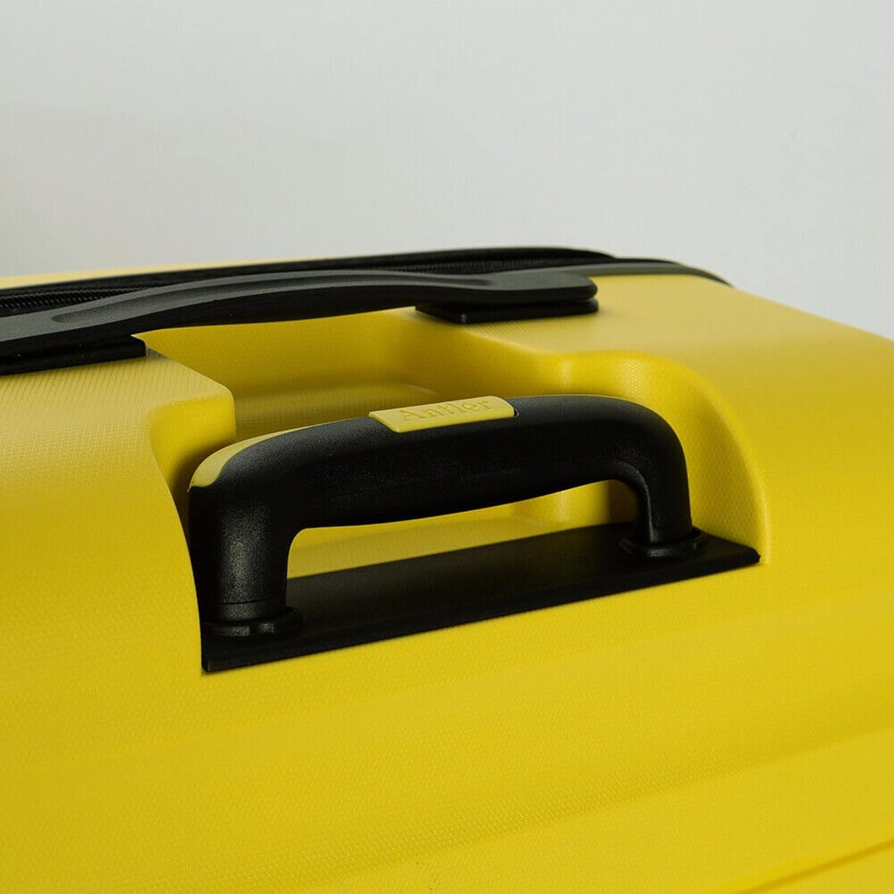 Juno Collection Luggage 28 Inch