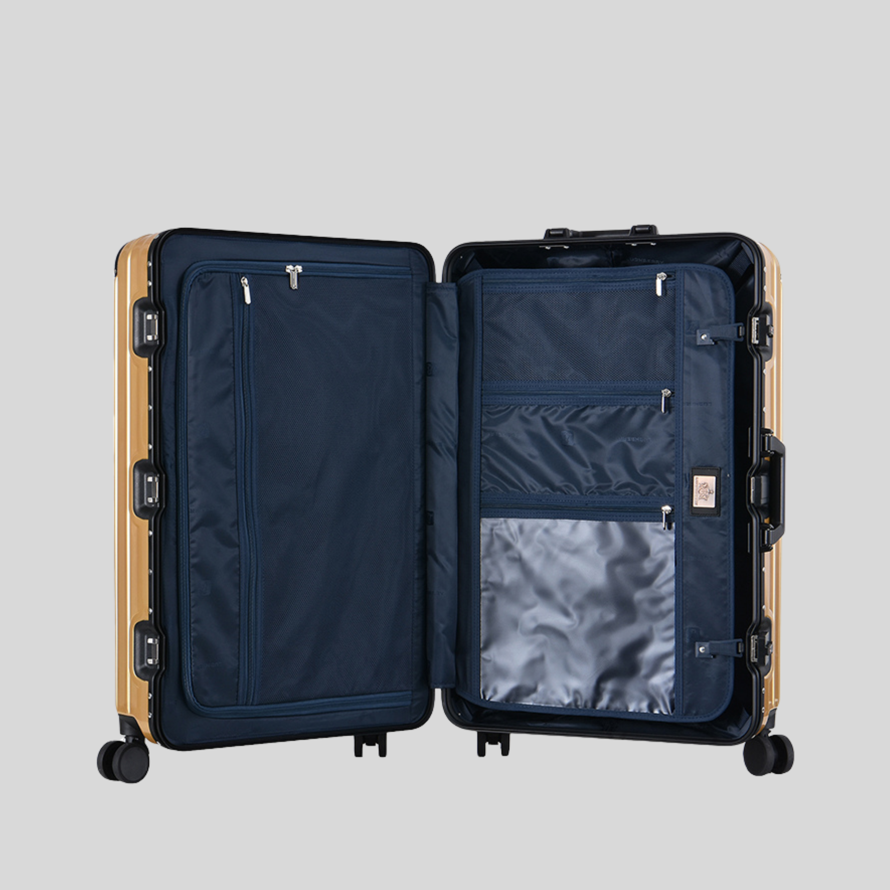 BAKER Luggage 30 Inch