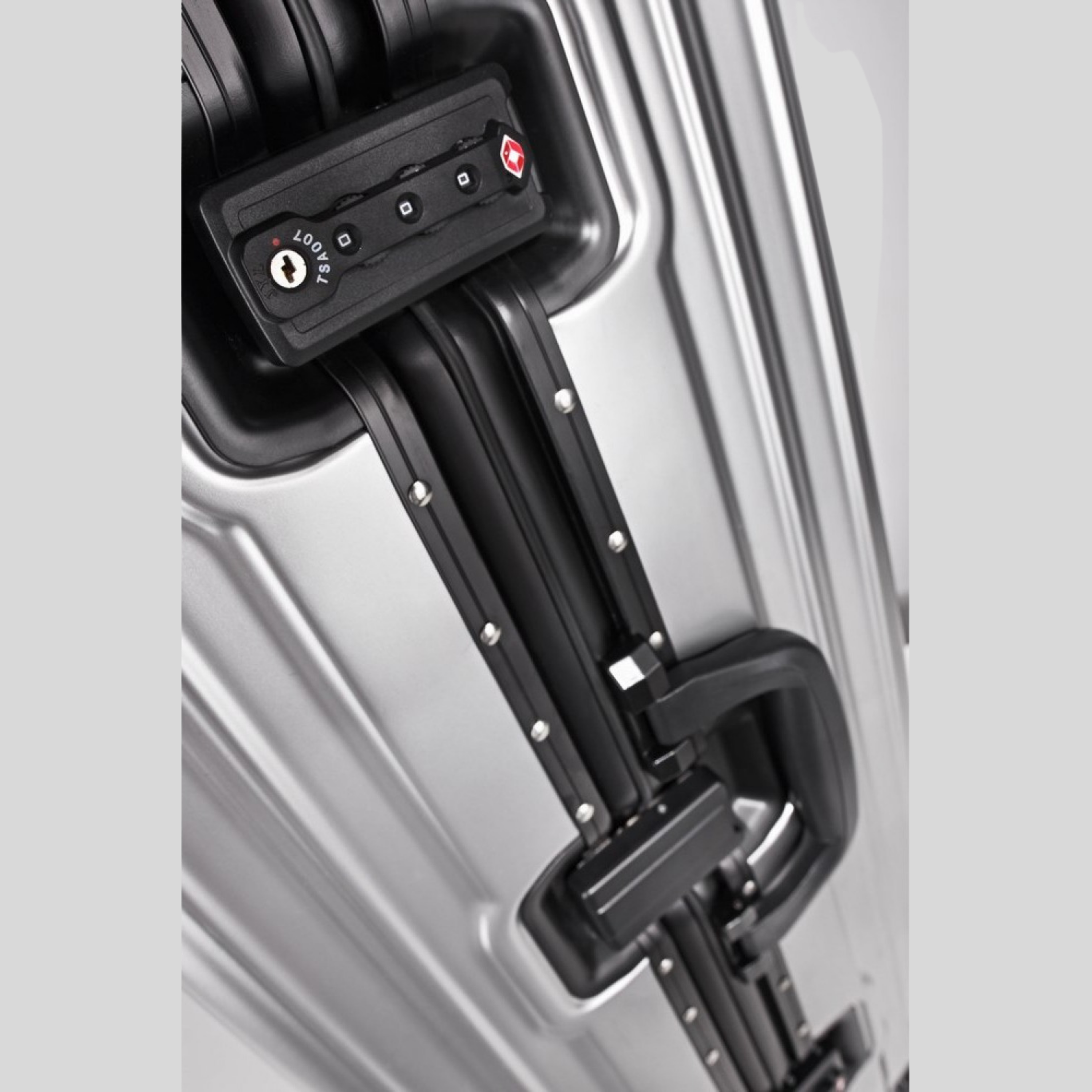 BAKER Luggage 30 Inch