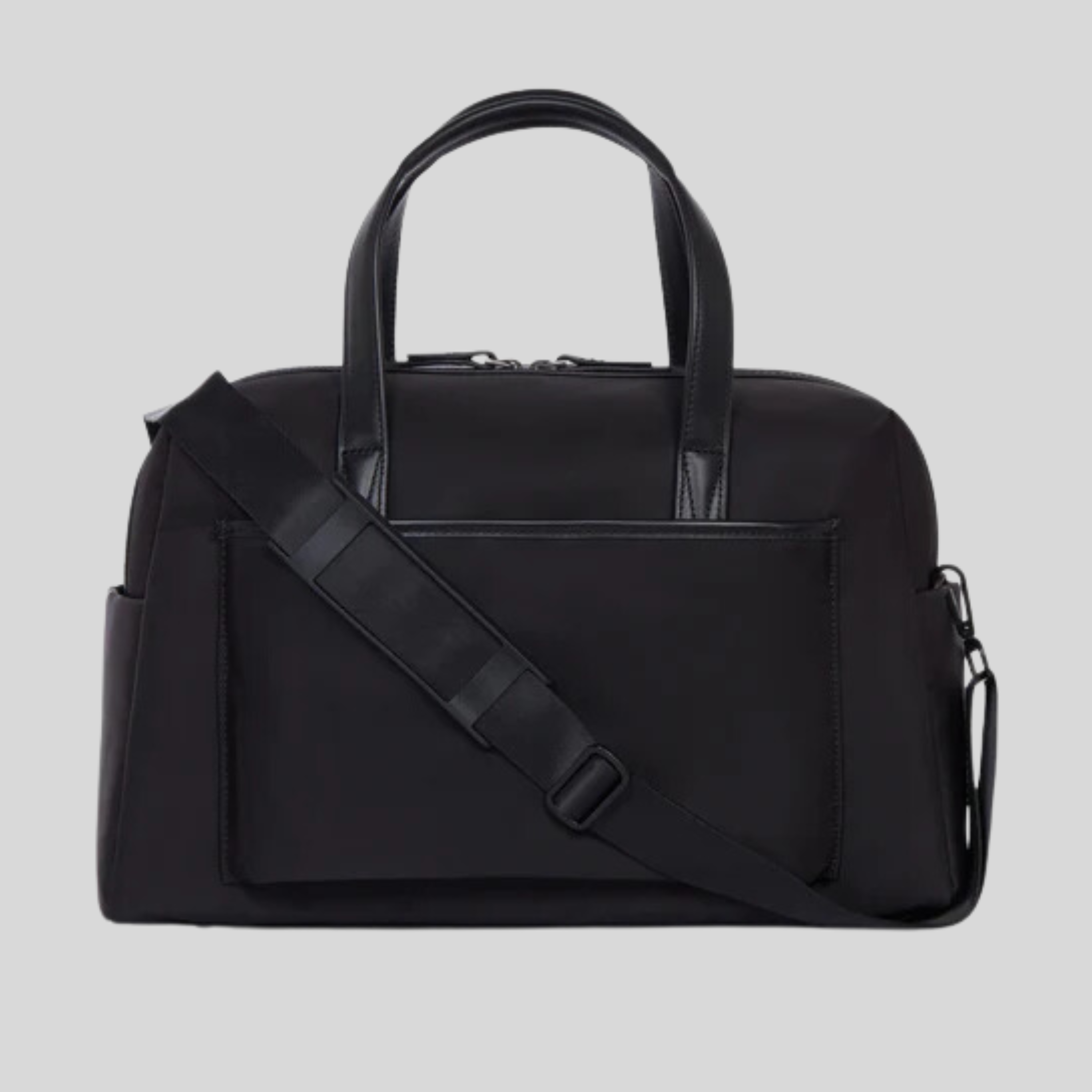 Chelsea Essential Overnight Bag in Black