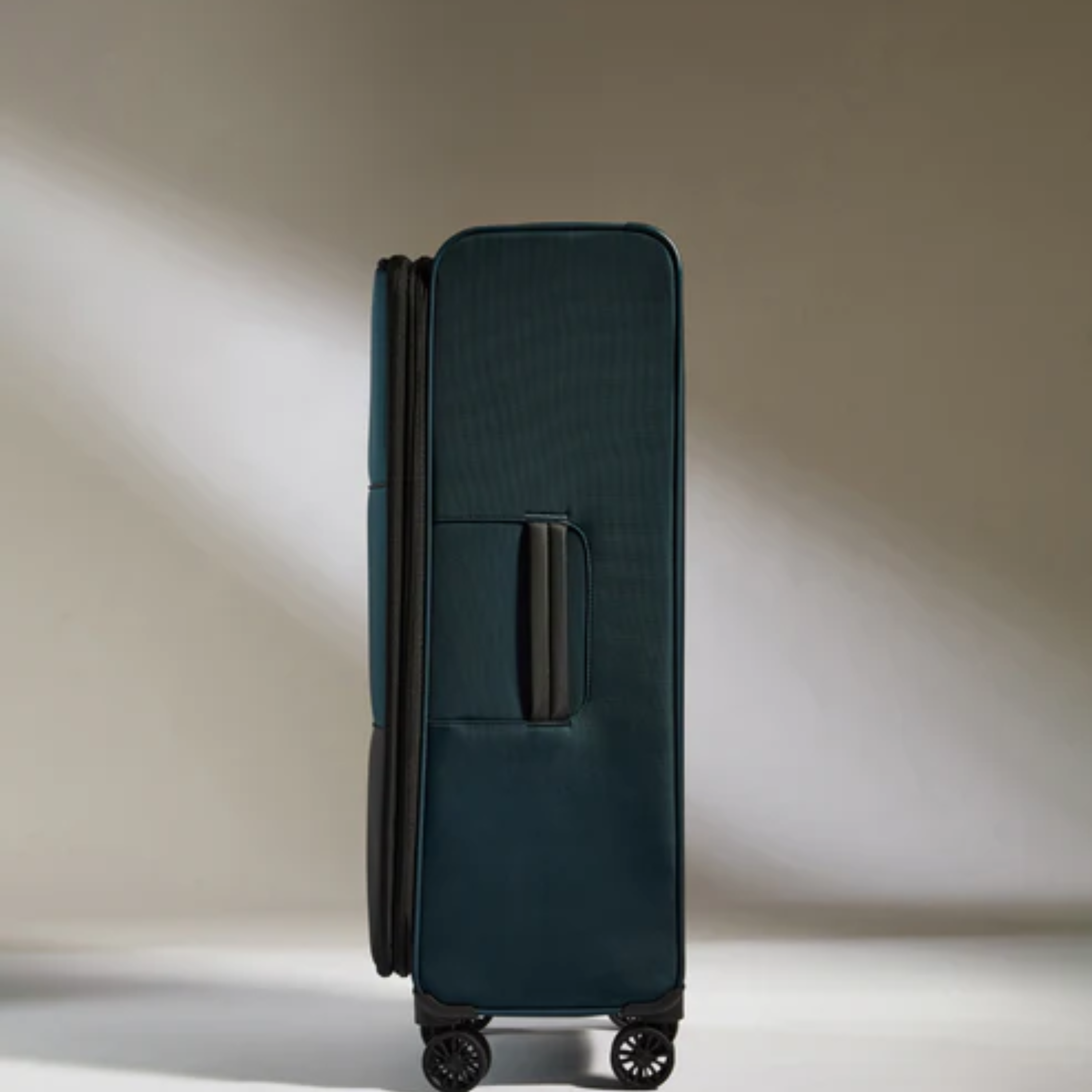 Soft Stripe Large Luggage 28 Inch-Navy Indigo