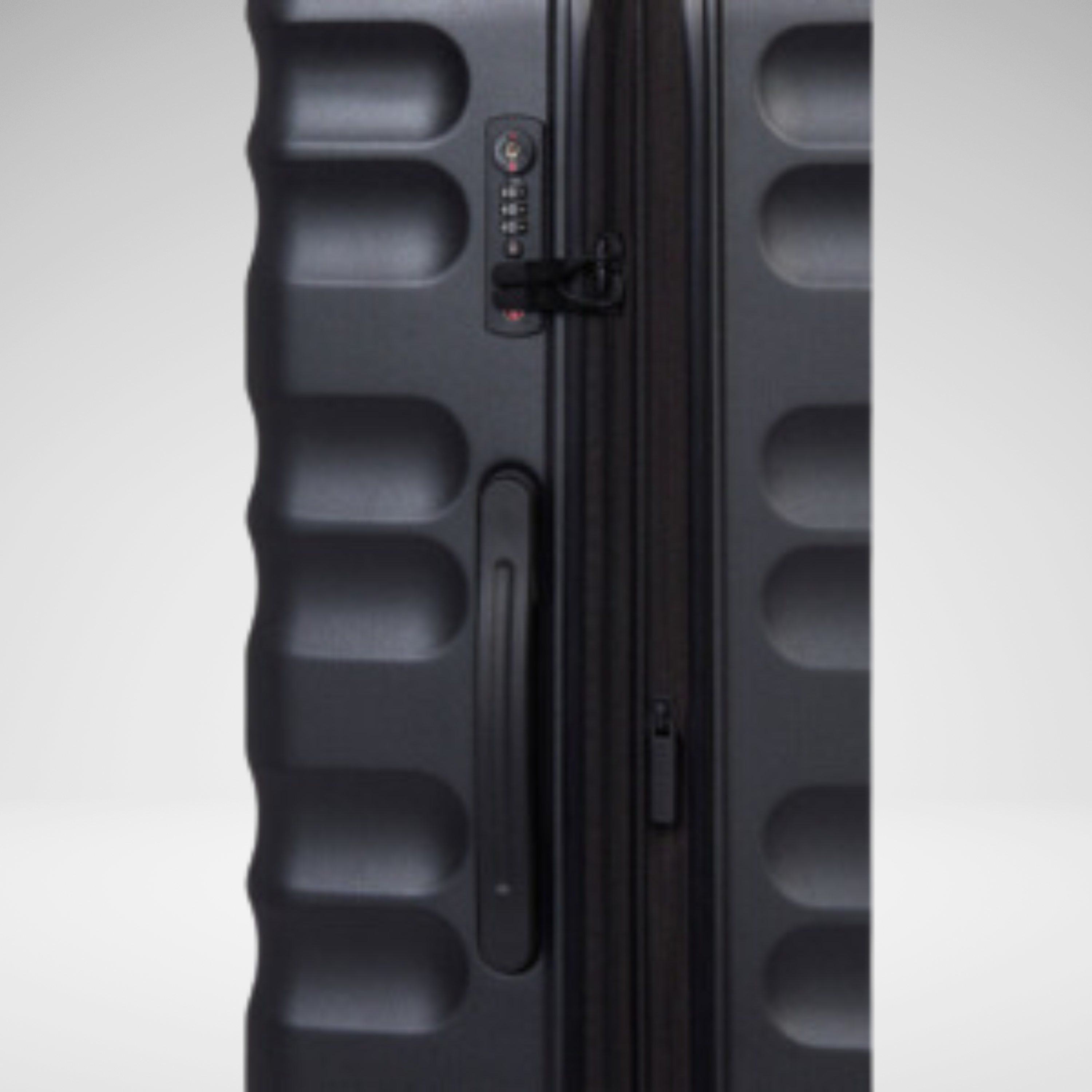 Clifton Large polycarbonate Suitcases 28 Inch-Black