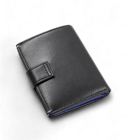 Bifold-Wallet_A44717_BlaAk6