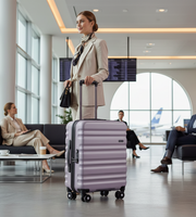 Clifton_Collection_Suitcase_28_Inch_A4579195015-28T_Purple1 (Product Staging)